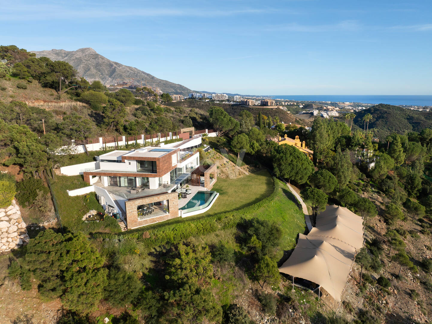 Luxury Five-Bedroom Hillside Villa with Panoramic Views
