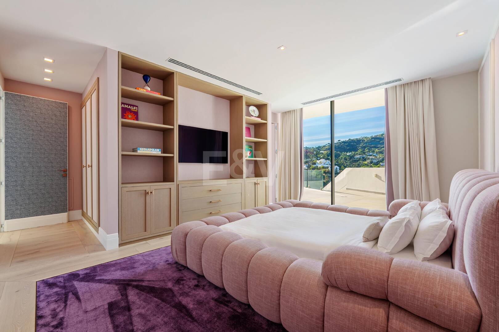 Luxury Five-Bedroom Hillside Villa with Panoramic Views