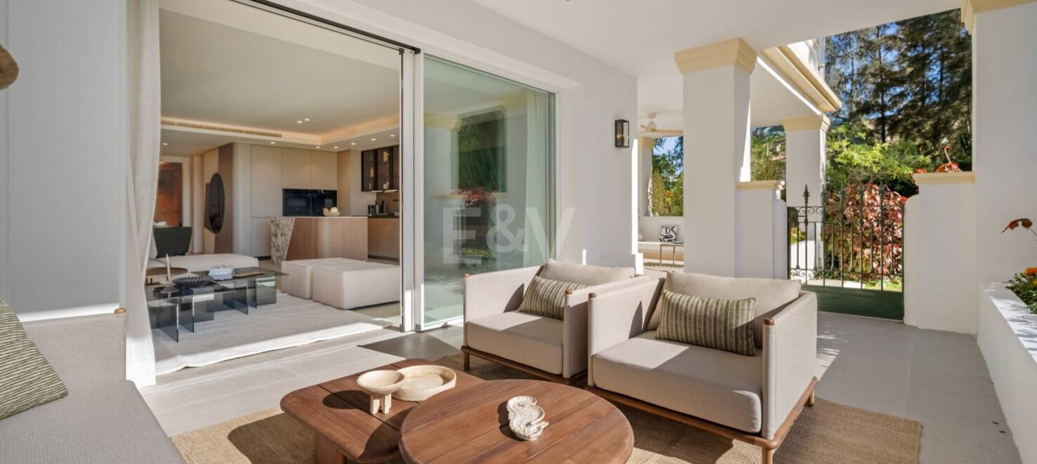 Luxurious Garden Apartment on the Golden Mile with Resort-like Amenities