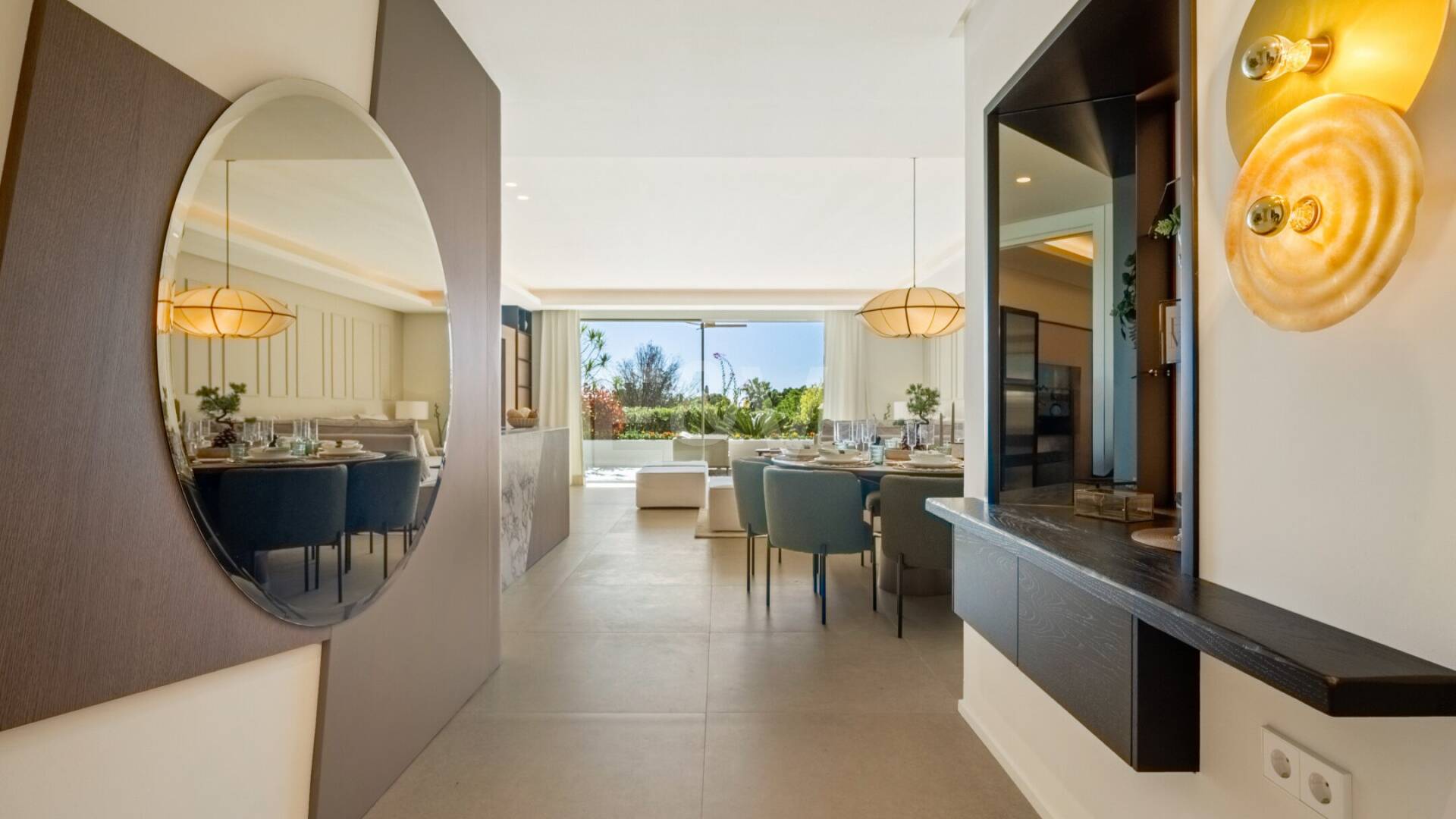 Luxuriöse Gartenwohnung an der Goldenen Meile mit Resort‑Einrichtungen