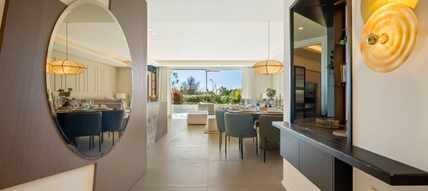 Luxurious Garden Apartment on the Golden Mile with Resort-like Amenities