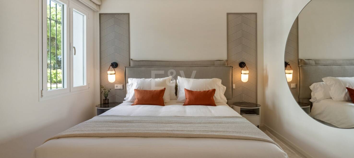 Luxurious Garden Apartment on the Golden Mile with Resort-like Amenities