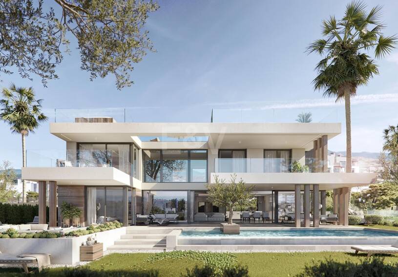 Stilvolle Villa in Hanglage auf Großzügigem Grundstück mit Panoramablick auf das Meer