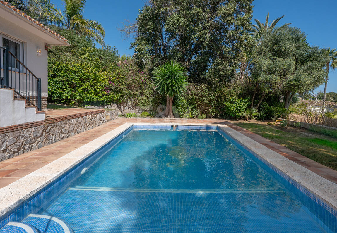 Beachside Villa with Private Pool Just Steps from the Beach