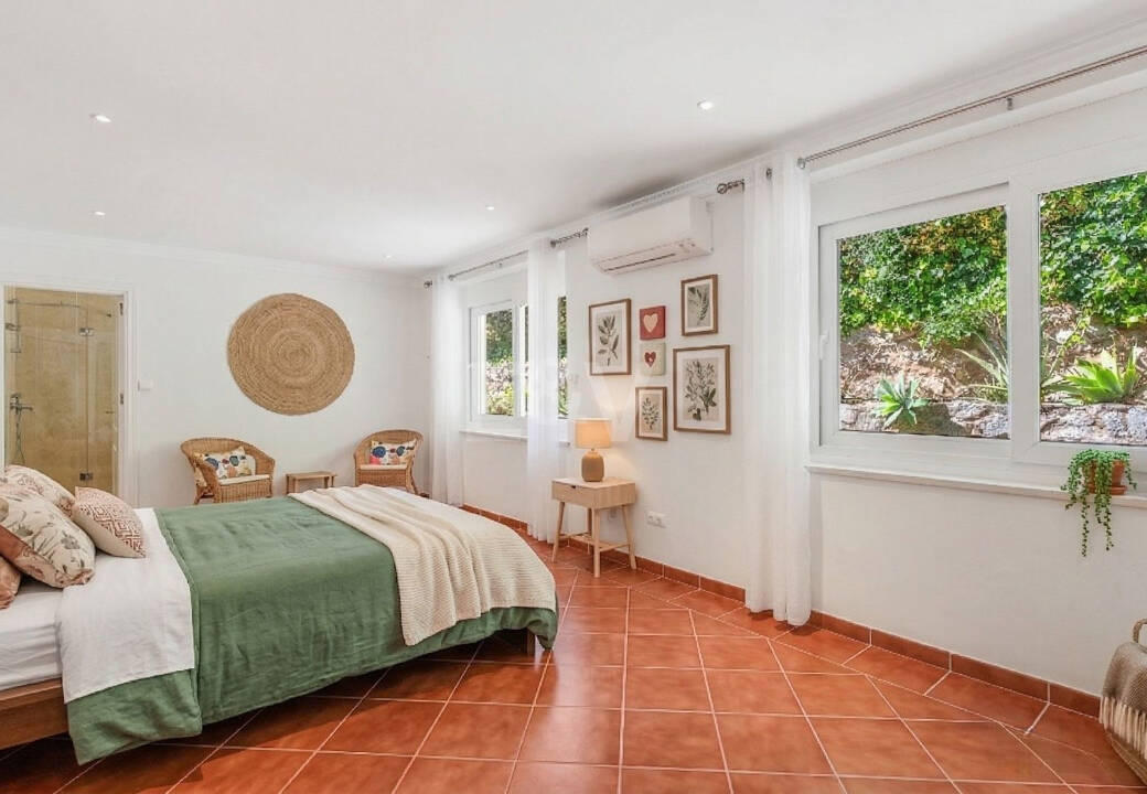 Beachside Villa med privat pool bara steg från stranden