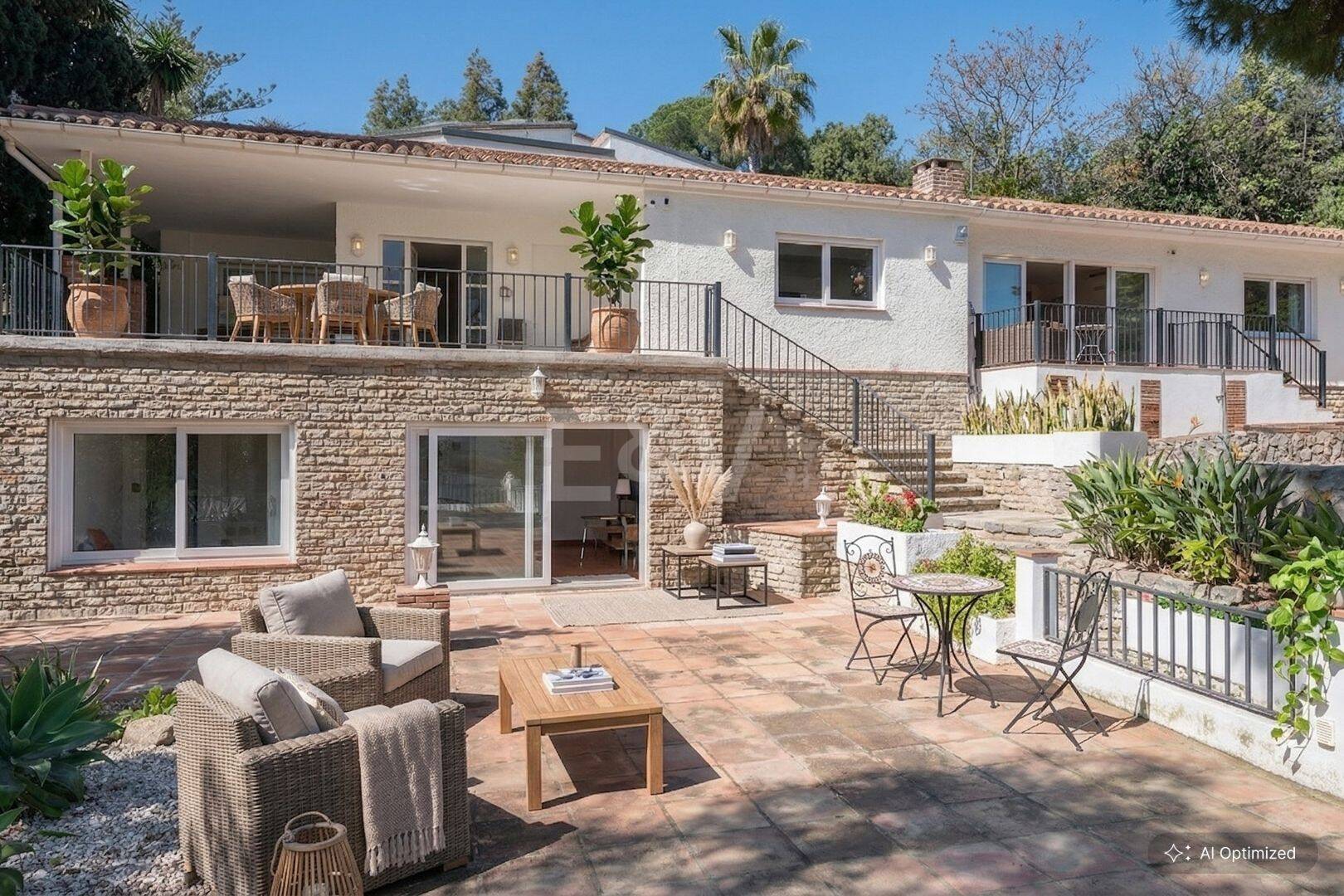 Beachside Villa with Private Pool Just Steps from the Beach