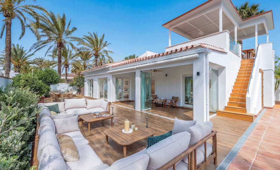Villa moderne en front de mer avec vue sur la mer et Smart-Home avancéTechnologie