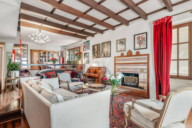 Andalusische Villa mit Meerblick, privatem Garten und Pool