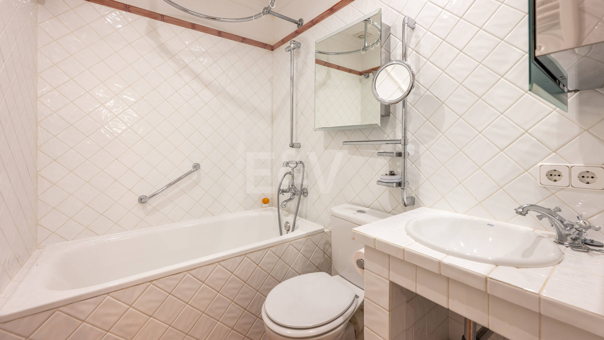 Andalusische Villa mit Meerblick, privatem Garten und Pool