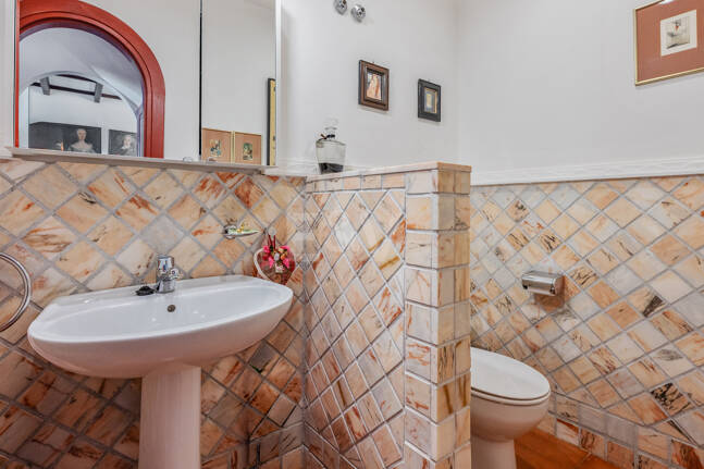 Andalusische Villa mit Meerblick, privatem Garten und Pool