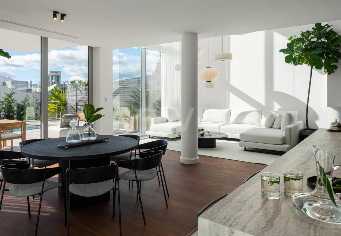 Refined Contemporary Living with Sea Views in Meisho Hills, Sierra Blanca