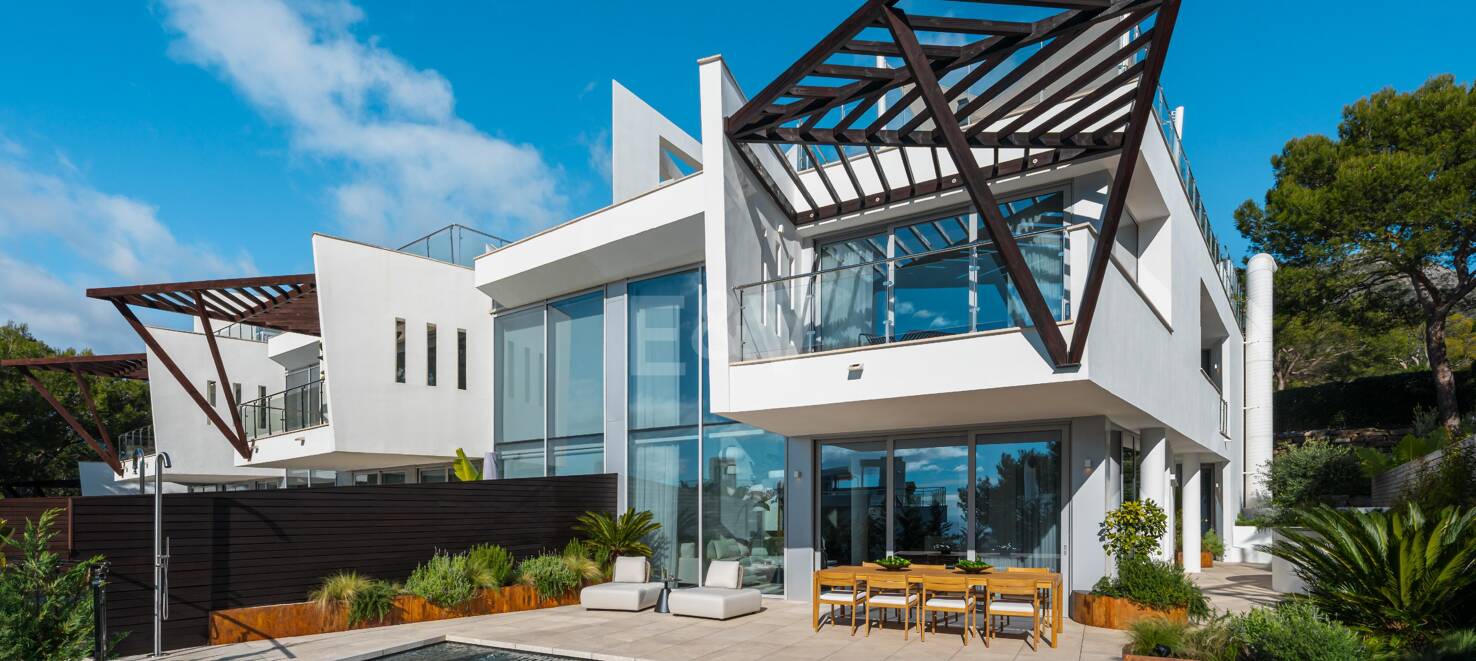 Elegantes zeitgenössisches Wohnen mit Meerblick in Meisho Hills, Sierra Blanca