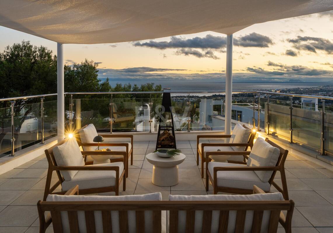 Refined Contemporary Living with Sea Views in Meisho Hills, Sierra Blanca