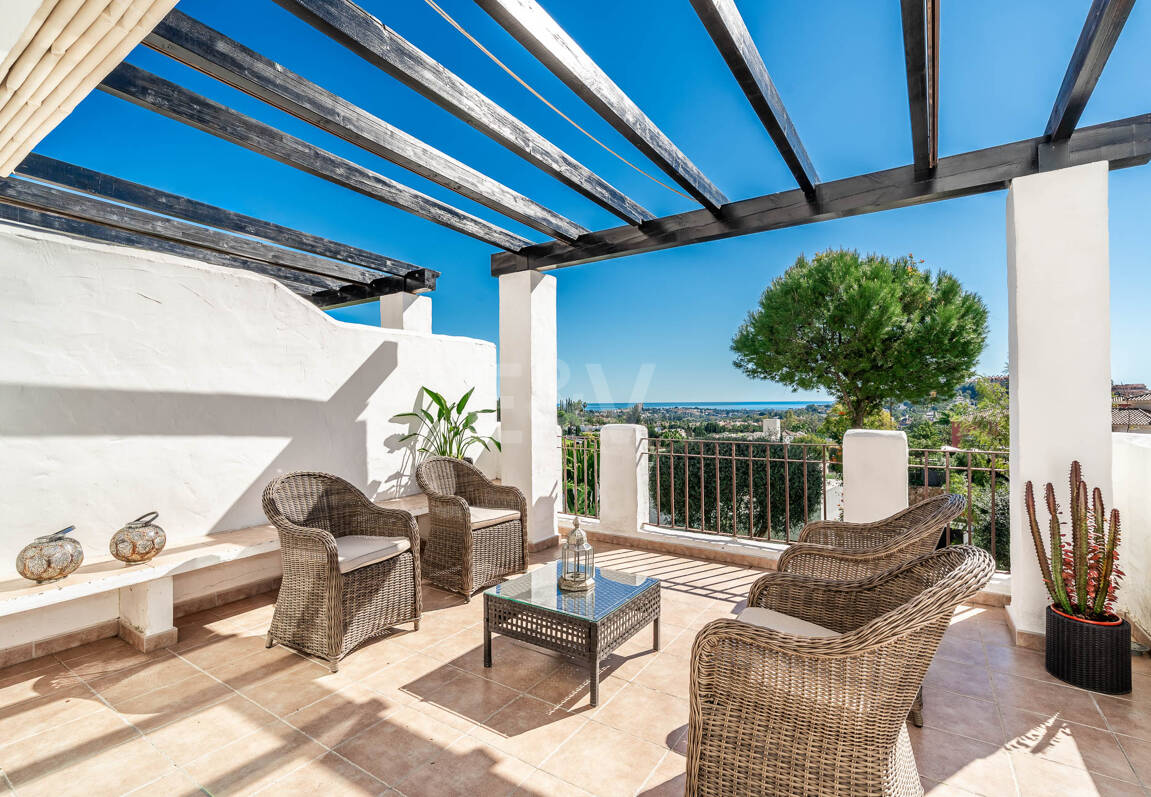 Elegant Duplex Apartment with Panoramic Sea Views in Gated and Sought-After Community