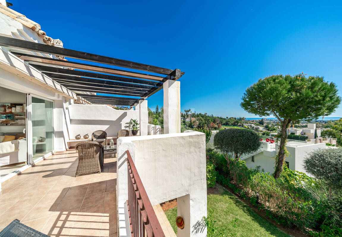 Elegant Duplex Apartment with Panoramic Sea Views in Gated and Sought-After Community