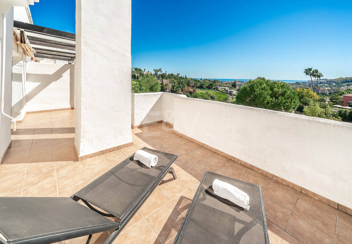 Elegant Duplex Apartment with Panoramic Sea Views in Gated and Sought-After Community