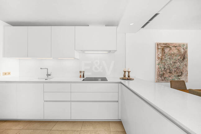 Elegant Duplex Apartment with Panoramic Sea Views in Gated and Sought-After Community