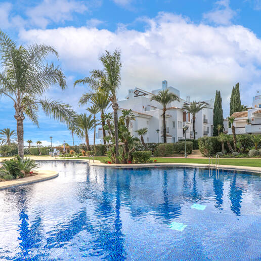 Seafront Apartment with Garden in Palm Beach, Los Monteros