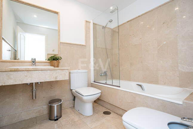 Seafront Apartment with Garden in Palm Beach, Los Monteros