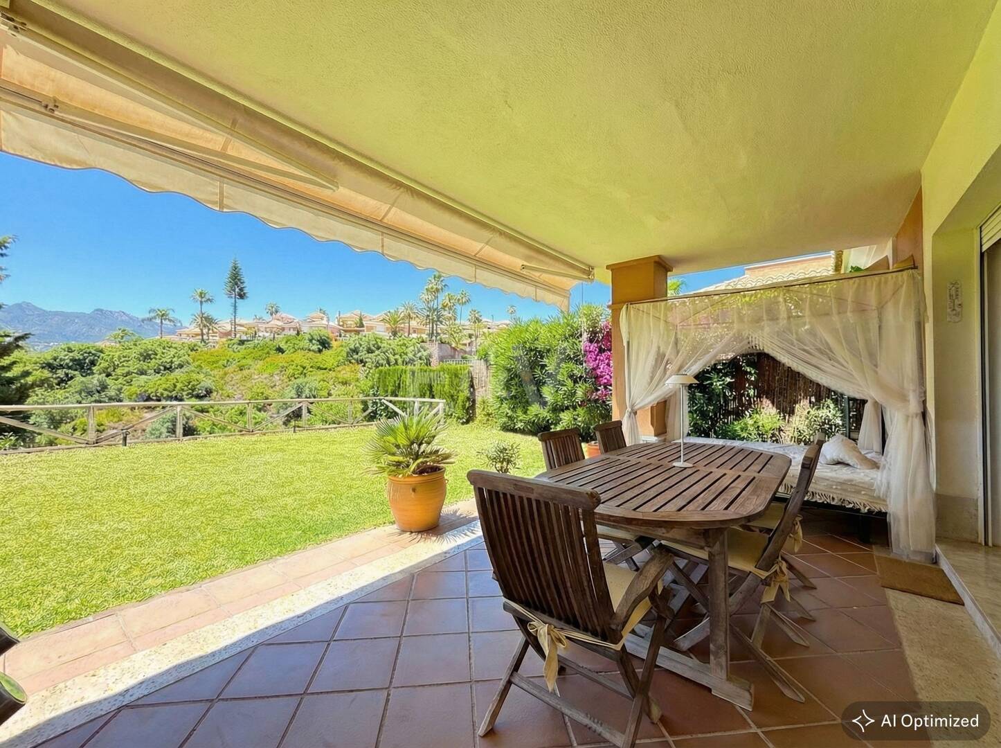 Oportunidad de alquiler de larga temporada en Santa Clara Golf Villas – casa adosada con jardín y seguridad 24h