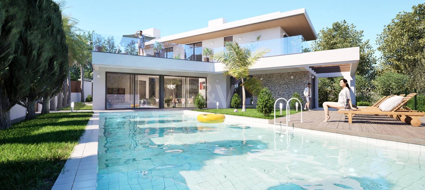 Villa de lujo en construcción a poca distancia de la playa