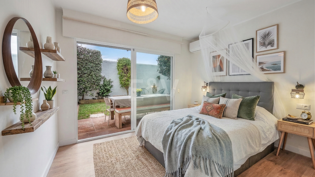 Doppelhaushälfte mit Privatgarten und Meerblick