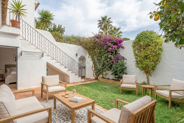 Doppelhaushälfte mit Privatgarten und Meerblick