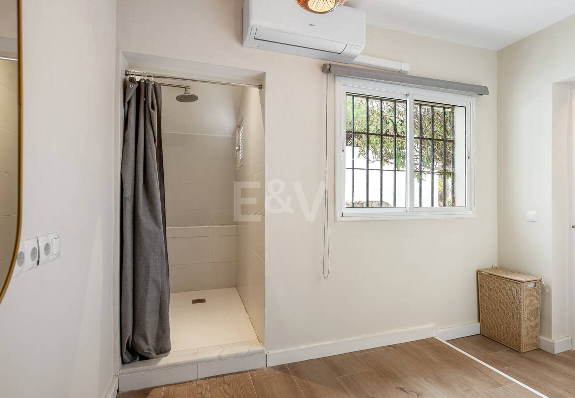 Doppelhaushälfte mit Privatgarten und Meerblick