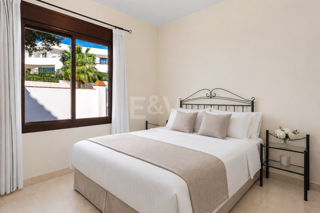 Familienvilla mit Panoramablick und großem Privatgarten