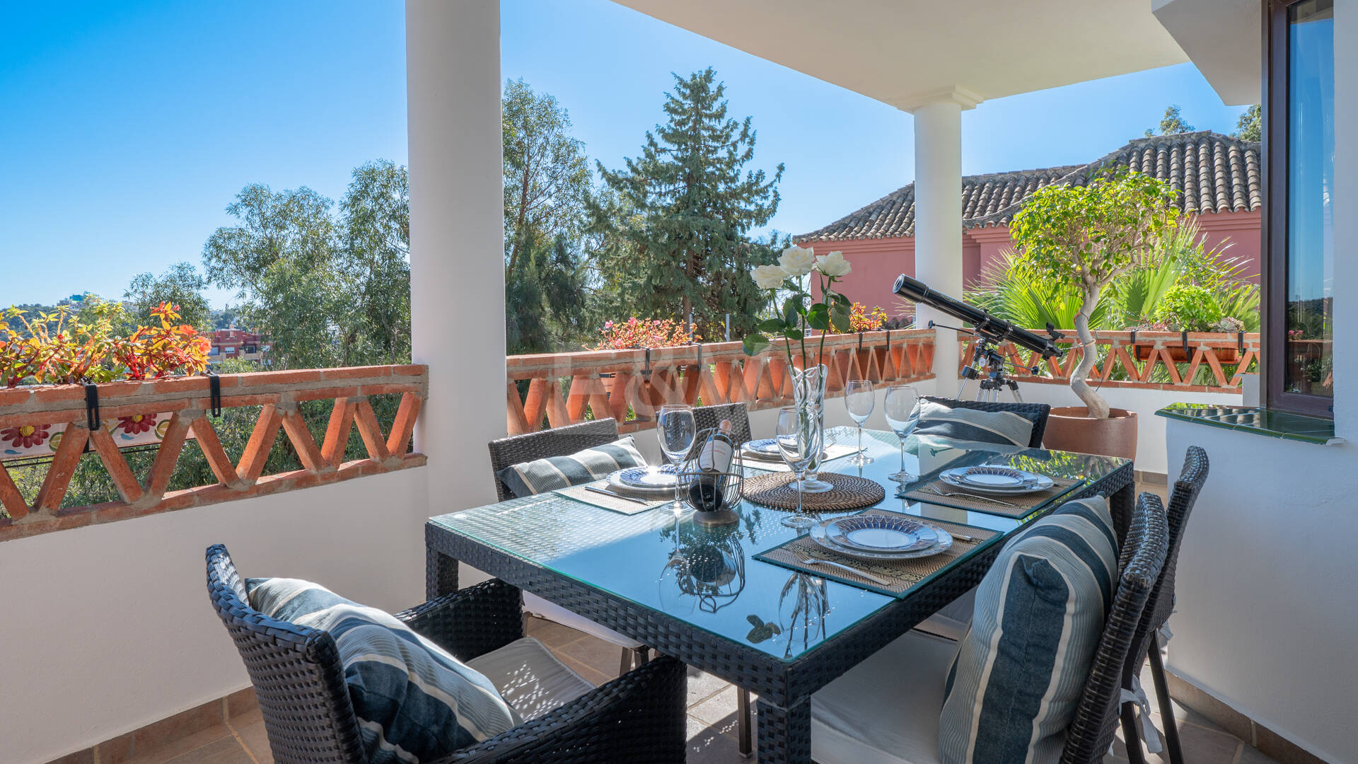 Villa till salu i Hacienda las Chapas, Marbella Öst