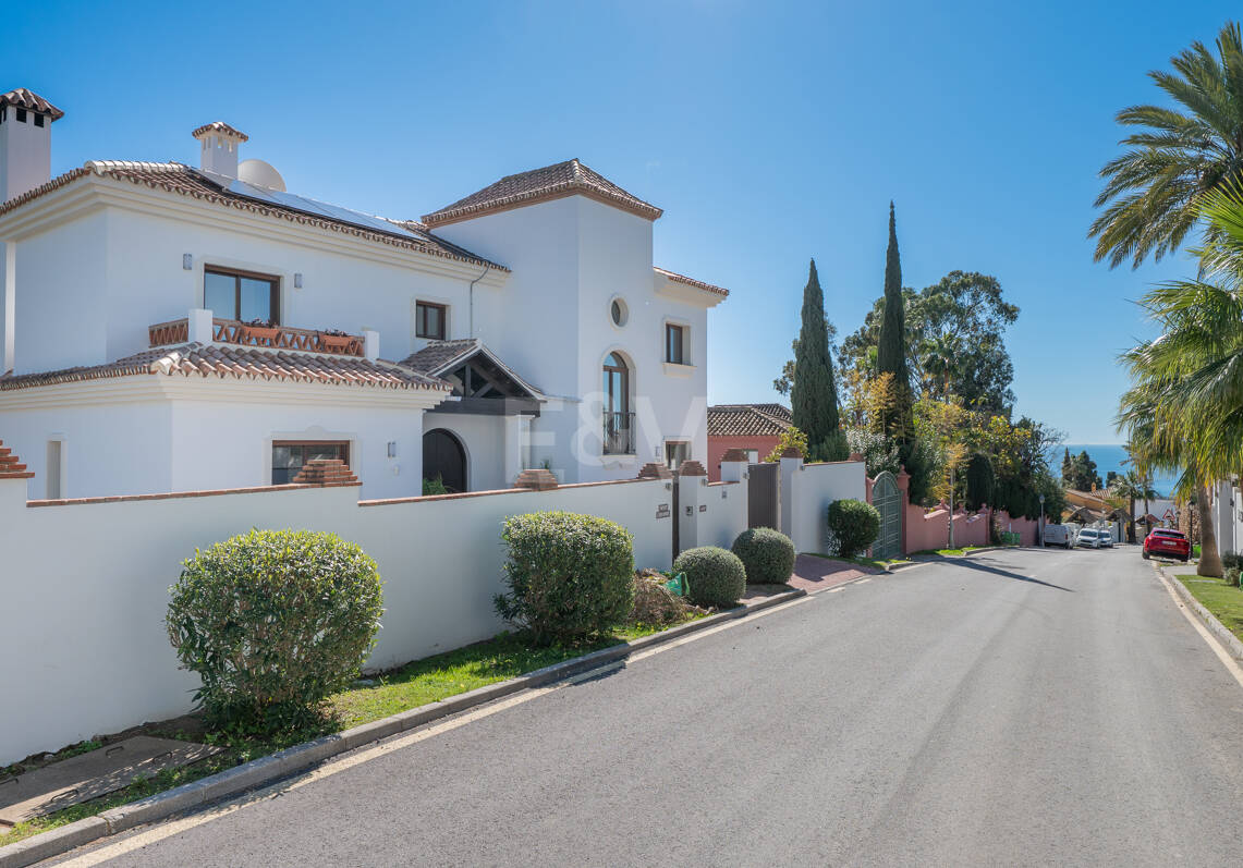 Villa till salu i Hacienda las Chapas, Marbella Öst