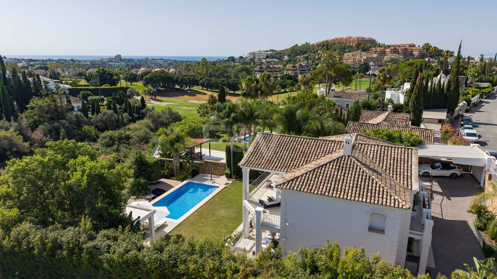 Elegant Andalusian-Modern Villa Next to Los Naranjos Golf Course in Nueva Andalucia