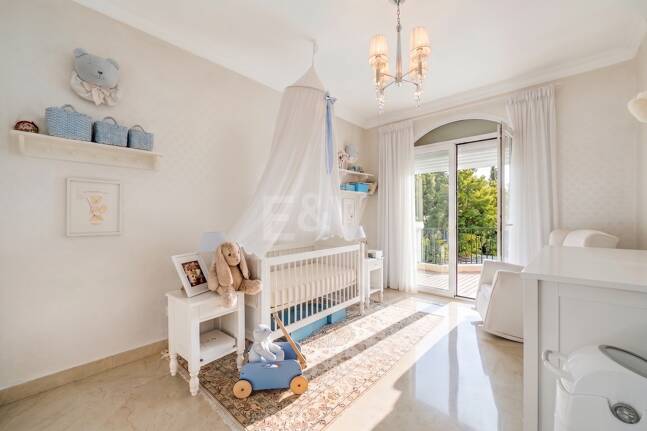 Elegant Andalusian-Modern Villa Next to Los Naranjos Golf Course in Nueva Andalucia