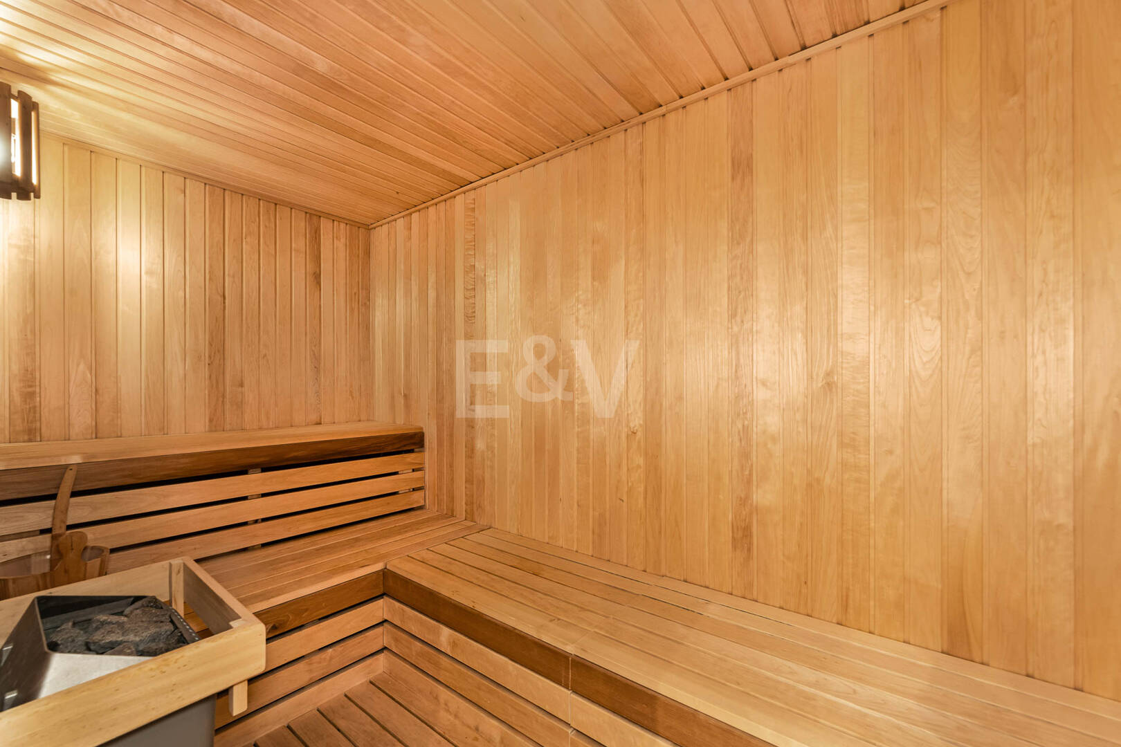 Sierra Blanca Corner Semi-Detached House with Panoramic Sea Views and Rooftop Pool