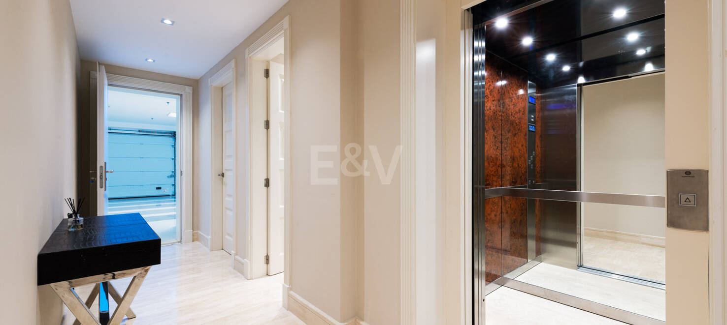 Dom szeregowy na sprzedaż w Marbella Golden Mile, Marbella (Wszystkie obszary)