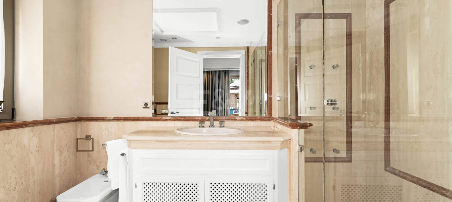 Dom szeregowy na sprzedaż w Marbella Golden Mile, Marbella (Wszystkie obszary)