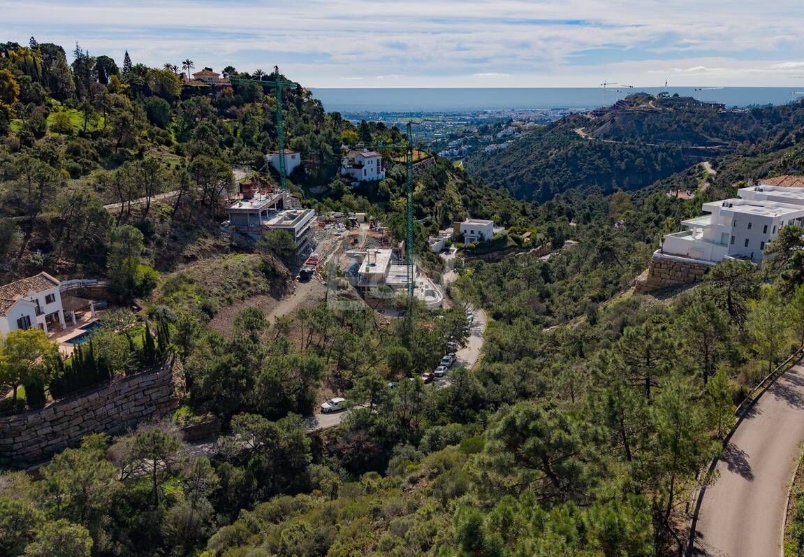 Erstklassiges Baugrundstück mit Südostausrichtung und Meerblick in El Madroñal