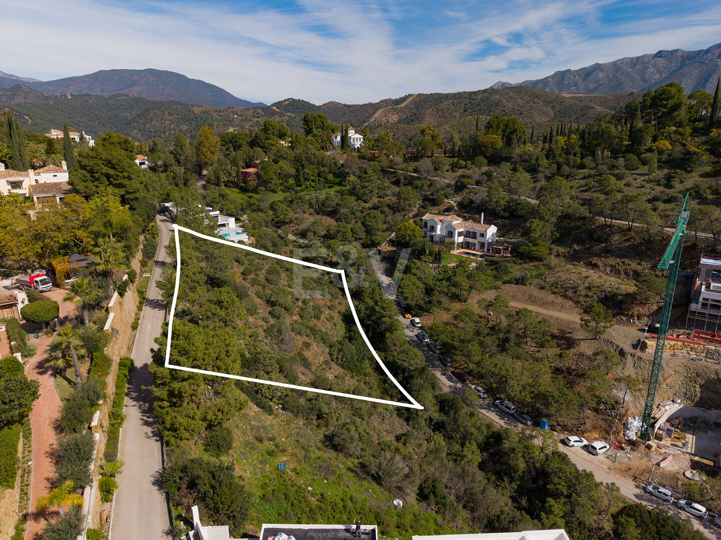 Erstklassiges Baugrundstück mit Südostausrichtung und Meerblick in El Madroñal