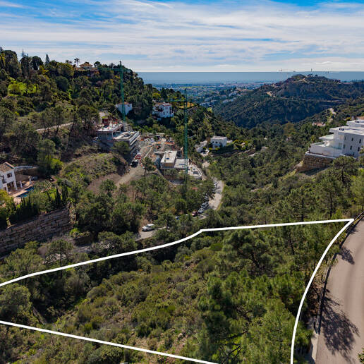 Erstklassiges Baugrundstück mit Südostausrichtung und Meerblick in El Madroñal