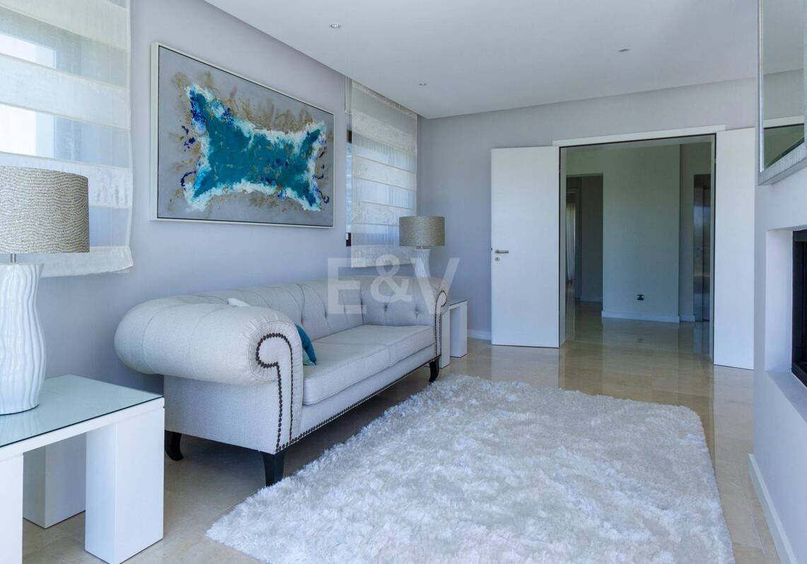 Contemporary villa with stunning open views in La Zagaleta