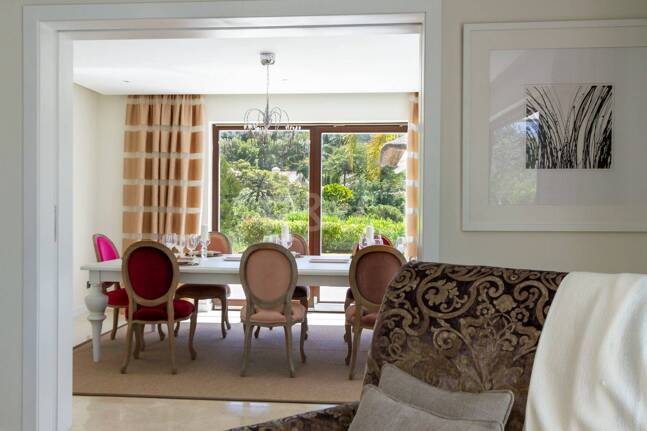 Villa contemporánea con impresionantes vistas en La Zagaleta