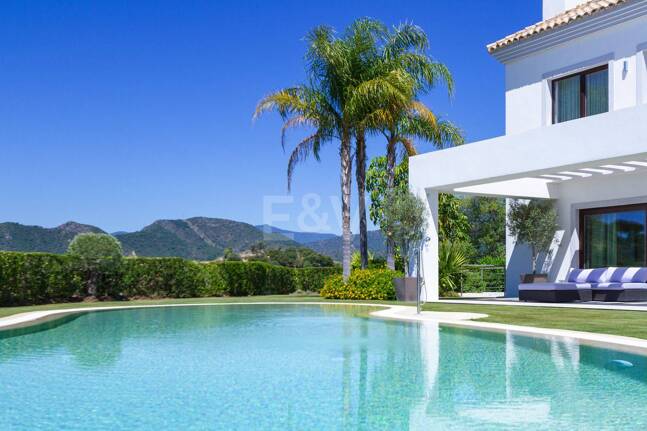 Villa contemporánea con impresionantes vistas en La Zagaleta