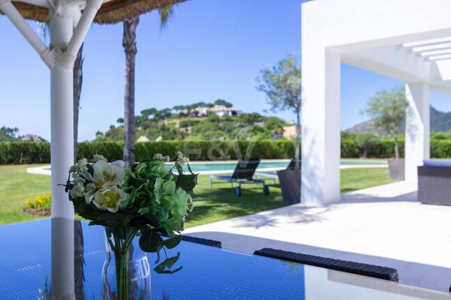 Villa contemporánea con impresionantes vistas en La Zagaleta