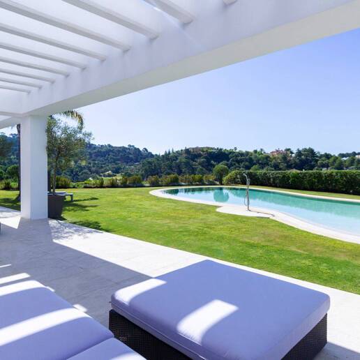Contemporary villa with stunning open views in La Zagaleta