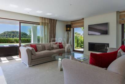 Villa contemporánea con impresionantes vistas en La Zagaleta