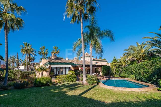 Mediterranean Beachside Villa with Large Garden