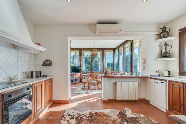 Mediterranean Beachside Villa with Large Garden