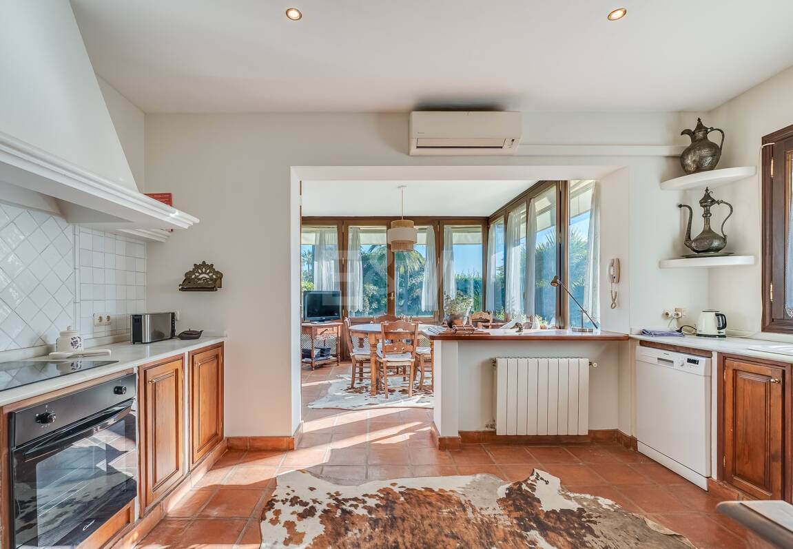 Mediterranean Beachside Villa with Large Garden