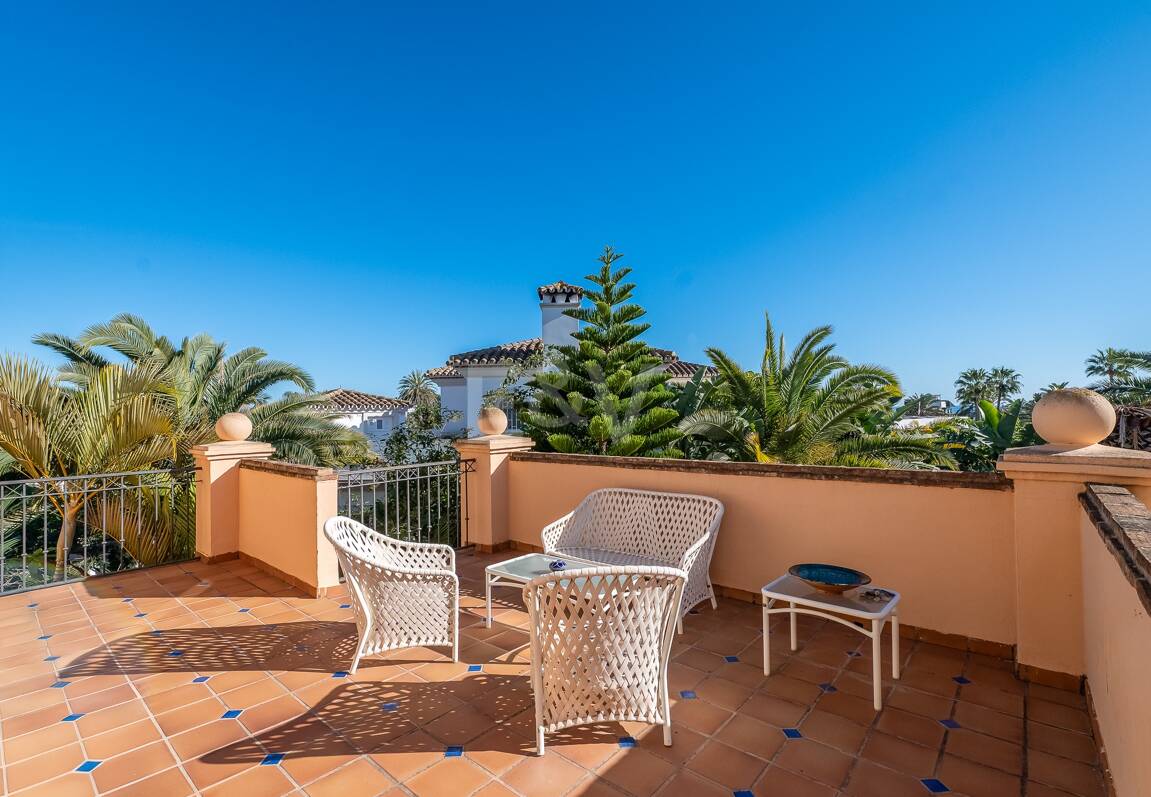 Mediterranean Beachside Villa with Large Garden