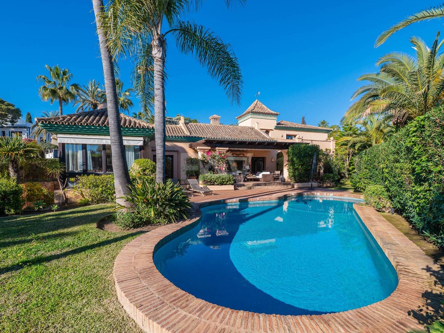 Mediterranean Beachside Villa with Large Garden